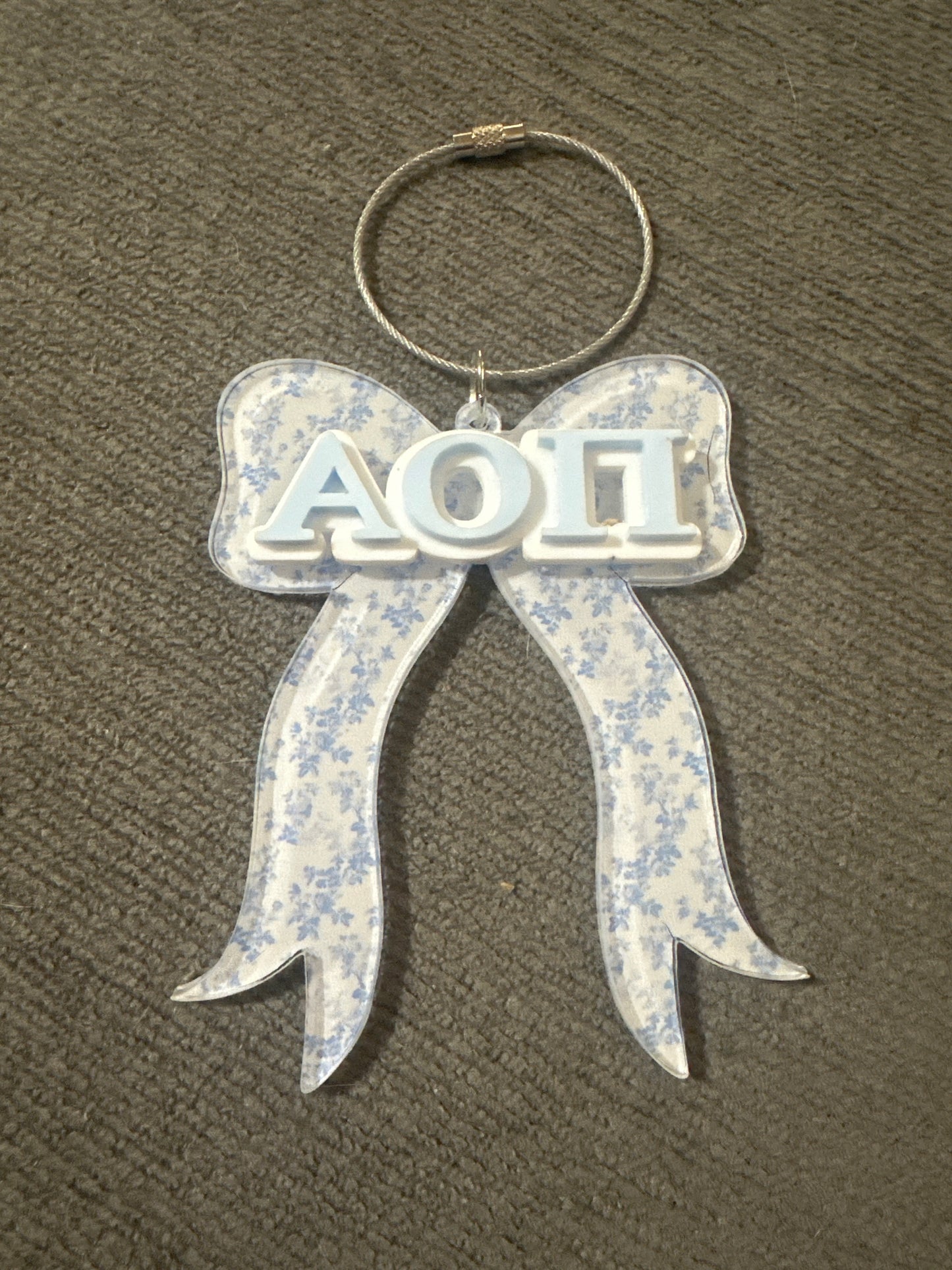 AOII light blue bow bag tag