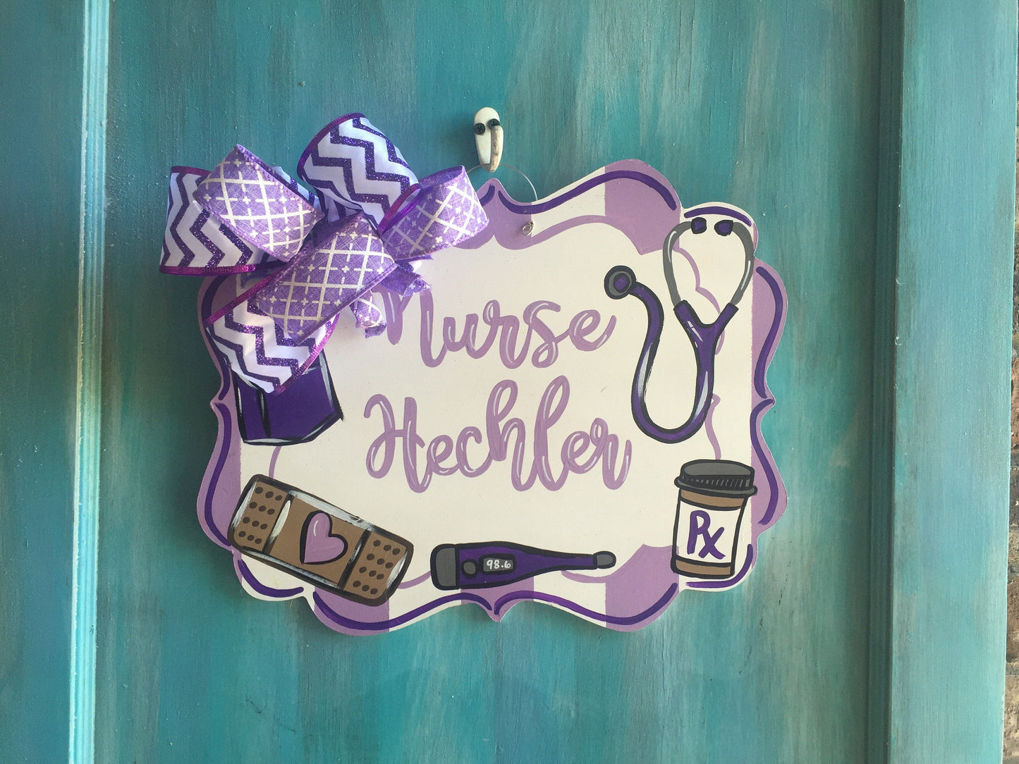 Nurse Door hanger, nurse, nurse gift, clinic decor, school, nurse decor, nurse-decor