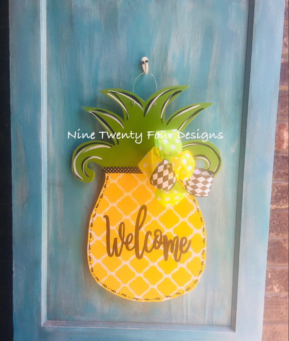 Pineapple Door hanger